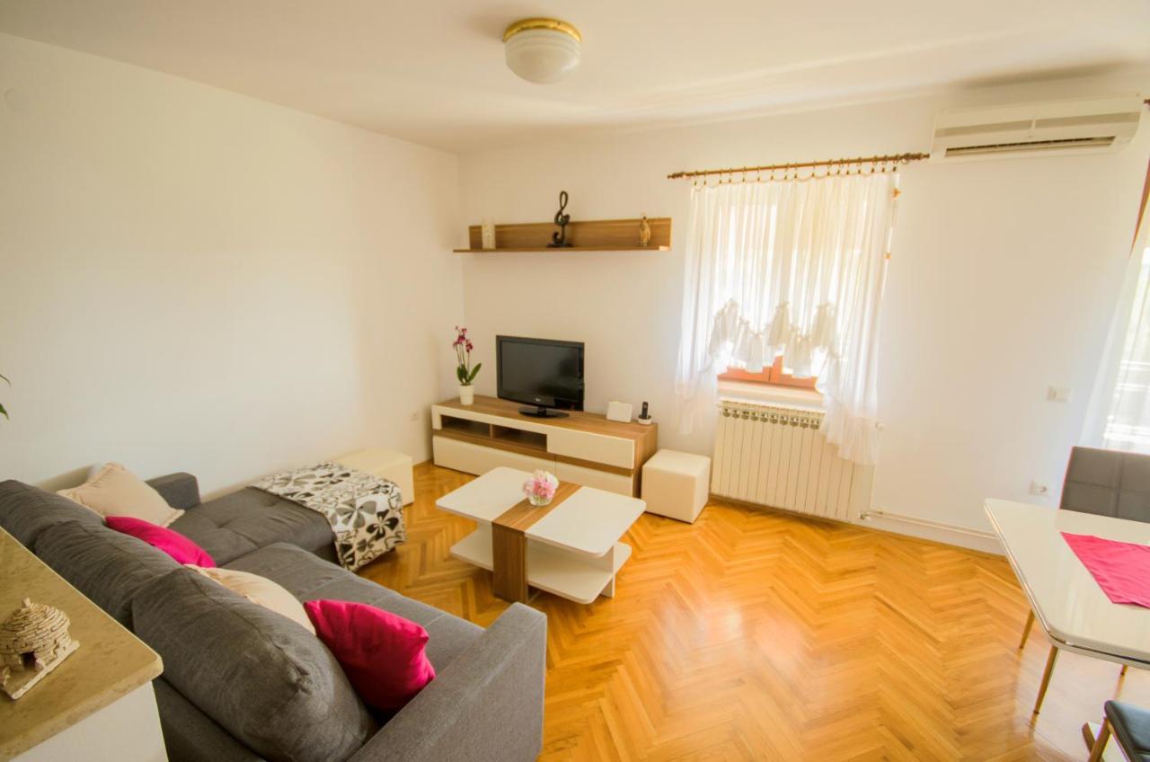 Apartment Ivis Vinkuran Exterior foto