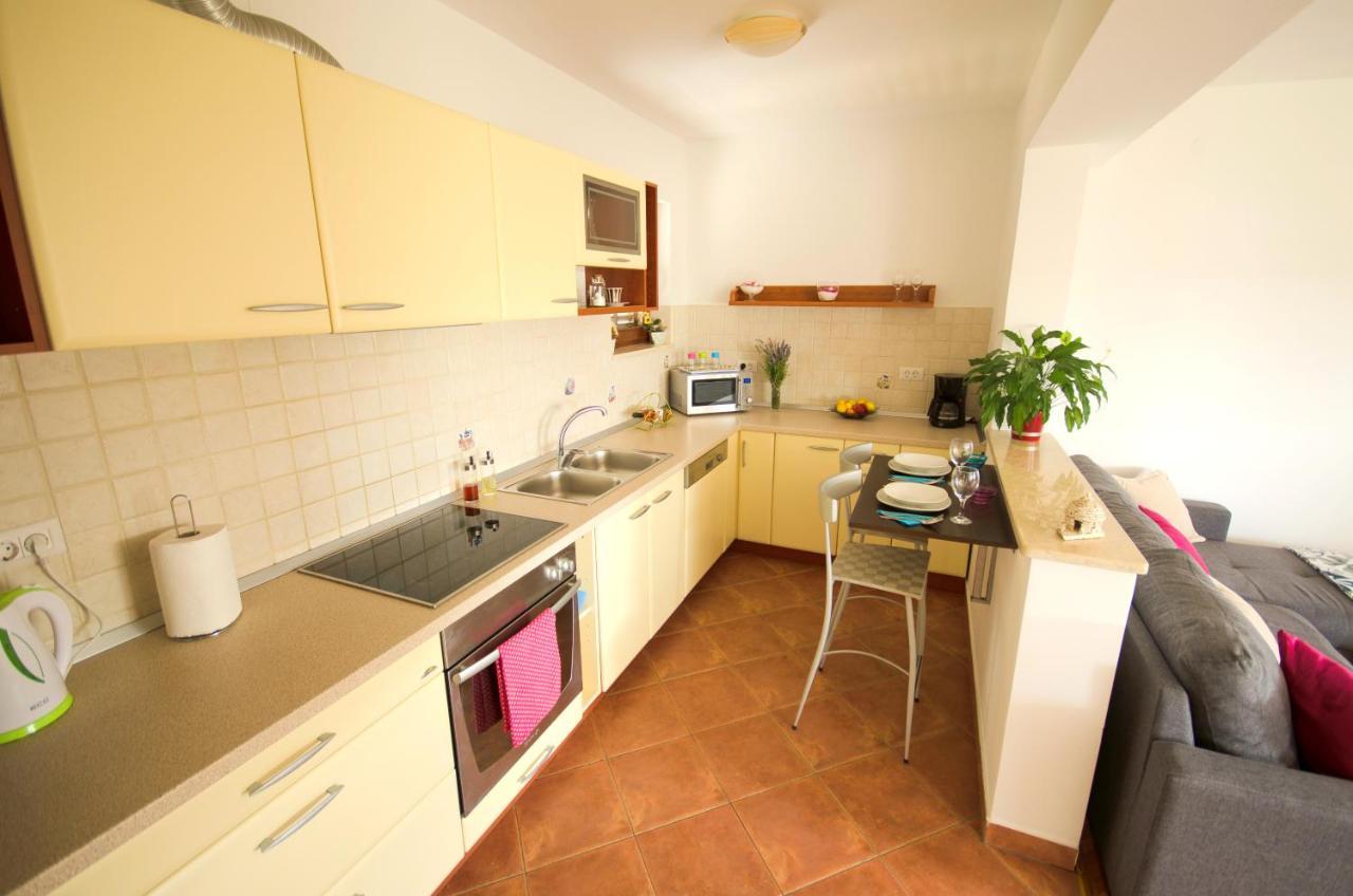Apartment Ivis Vinkuran Exterior foto
